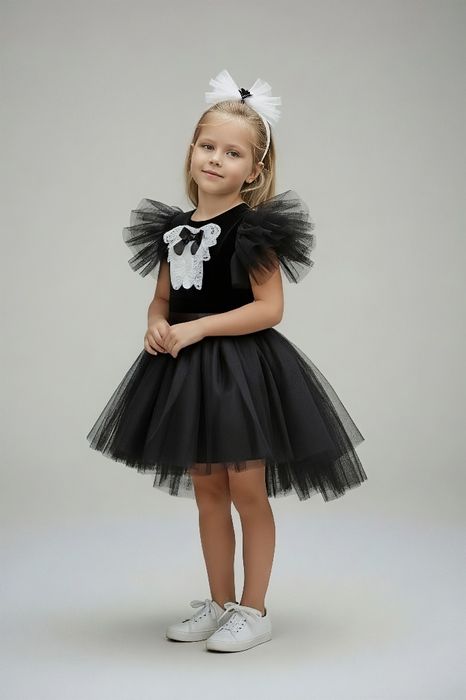 Costum randunica fetite,rochiță neagră tutu  3,4,5,6,7 ani made în Ro.