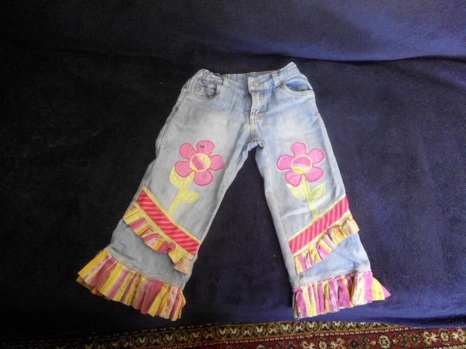 Продам детские джинсы