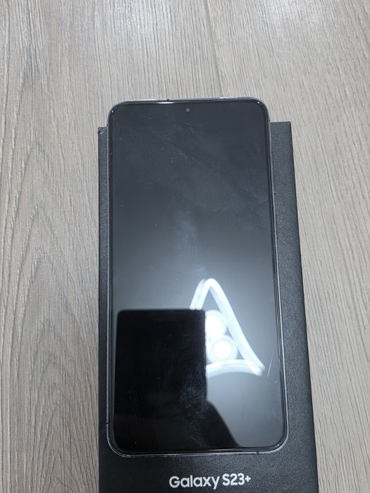 Самсунг s23+ 256