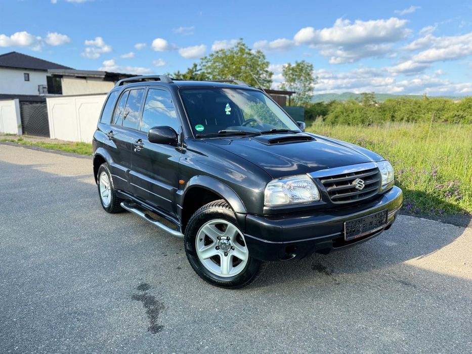 Suzuki Grand Vitara 4x4 / 2005 / 2 td 109 cp / Alu/ clima