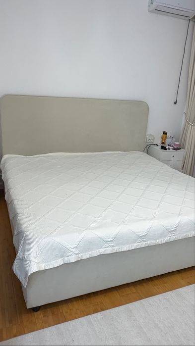 Продам кровать с матрасом