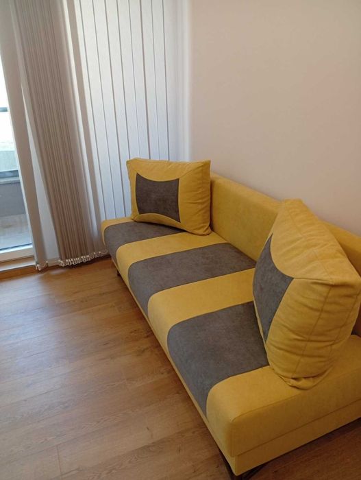 Разтегателен диван