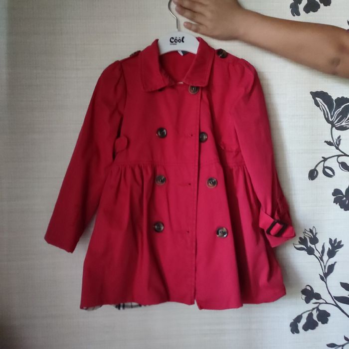 Продам джинсовку для девочки