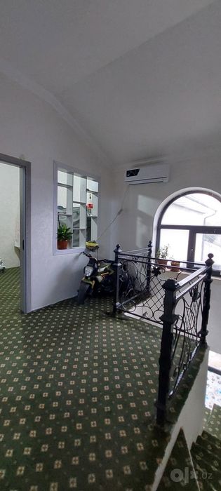 4/2-3/3. Квартира -дуплекс, 102 м². Дом кирпич. Сергели, мах. Согдиана