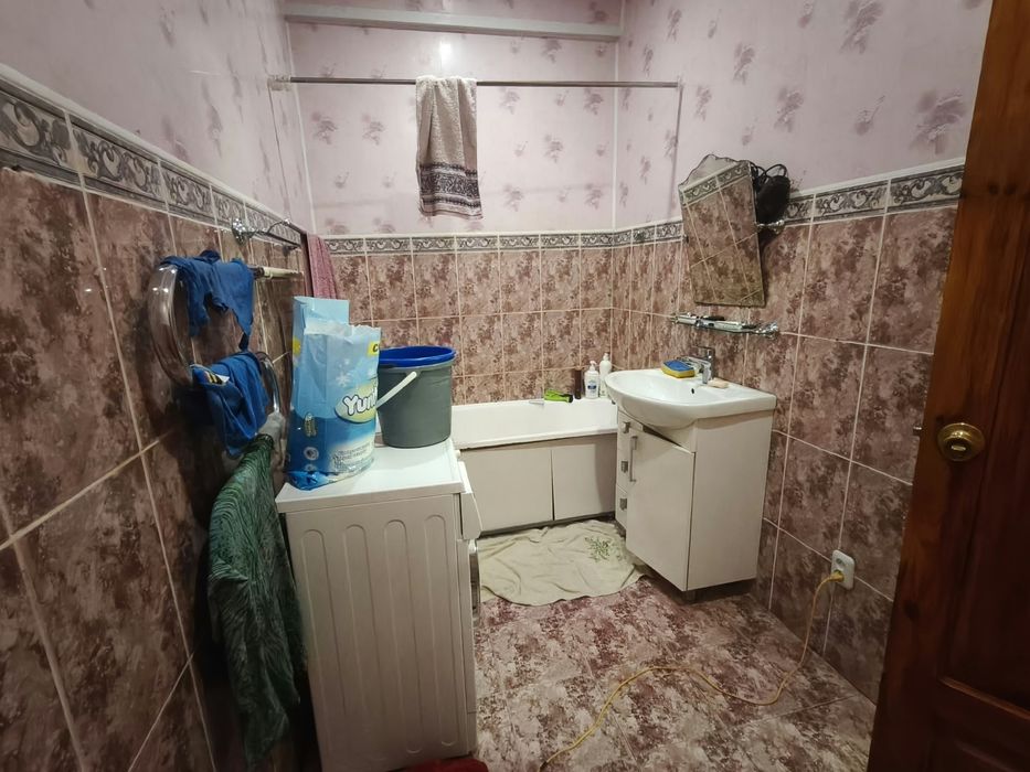 Сдается комната в 4 комнатной квартире
