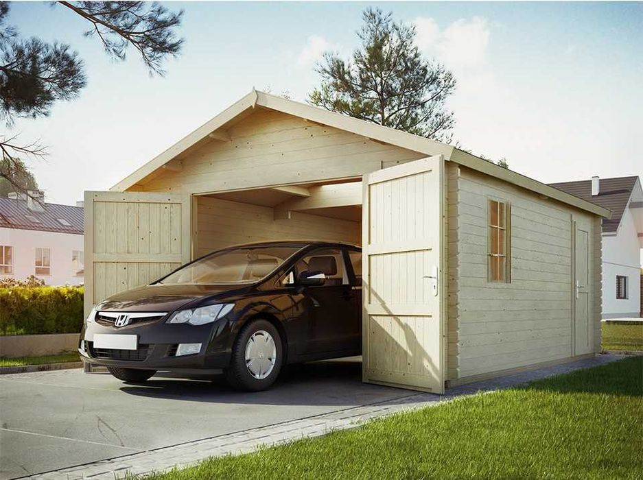 Дървен гараж с двукрила врата