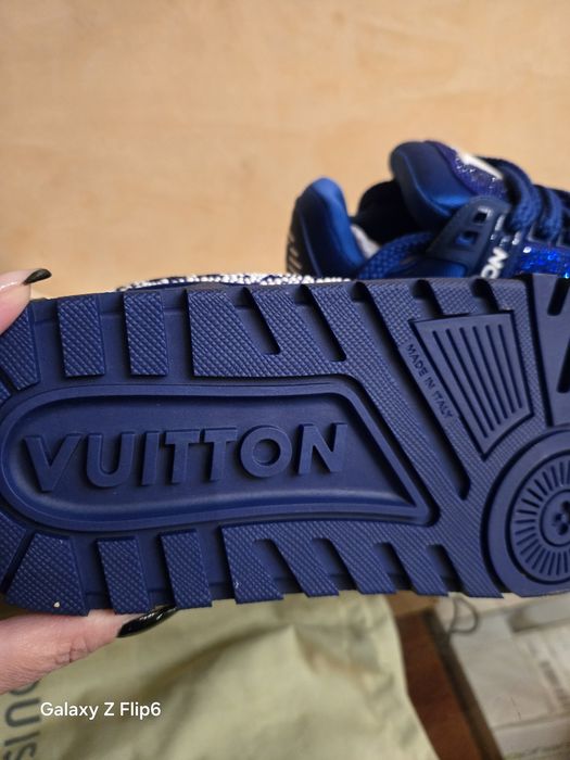 LV Unisex В наличност 39,40