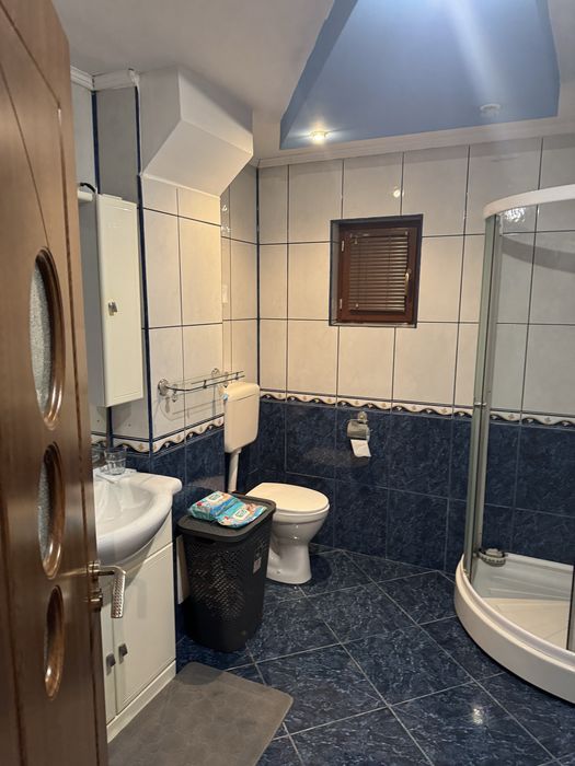 Vand apartament 3 camere