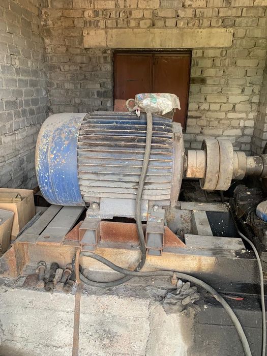 Электродвигатель 100 кВт