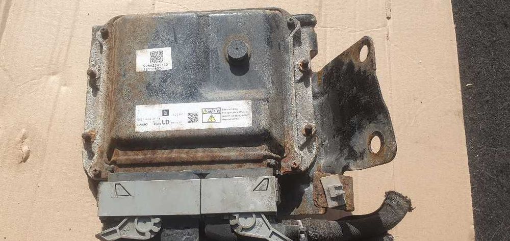 Calculator ECU opel astra h Zafira cod 55590117