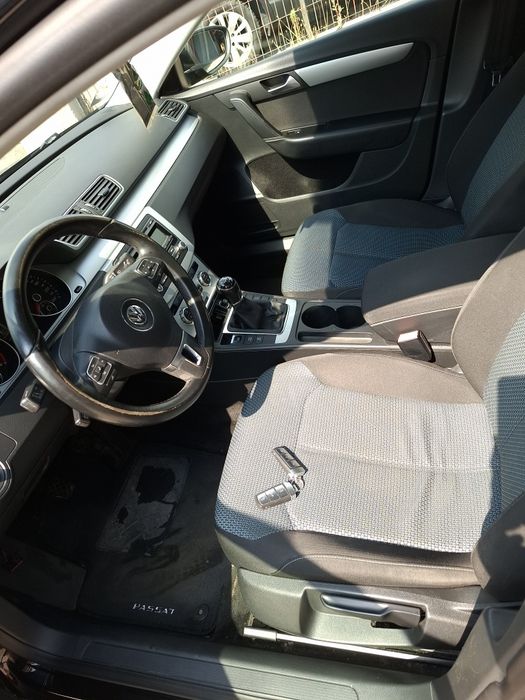 VOLKSWAGEN Passat 2013 — imagine 5