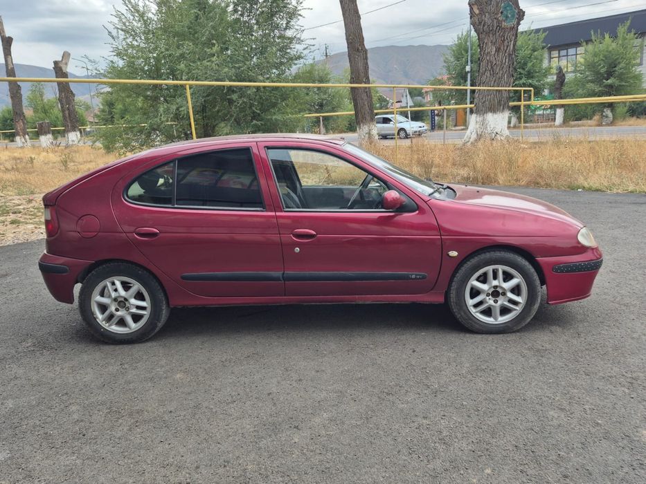 Продам Renault megane 2001 года