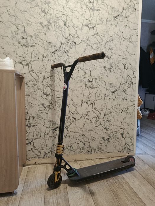 продам трюковой самокат