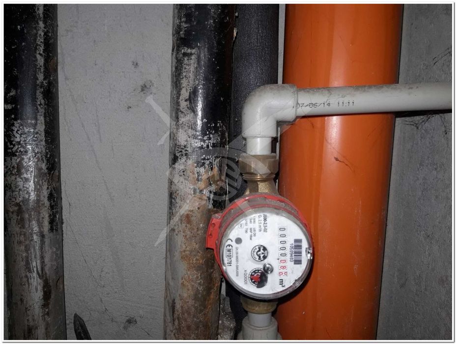 Продава се Гараж / Паркомясто в с. Левски, Област Варна - 17 кв.м за 2442 €/кв.м - Снимка #3