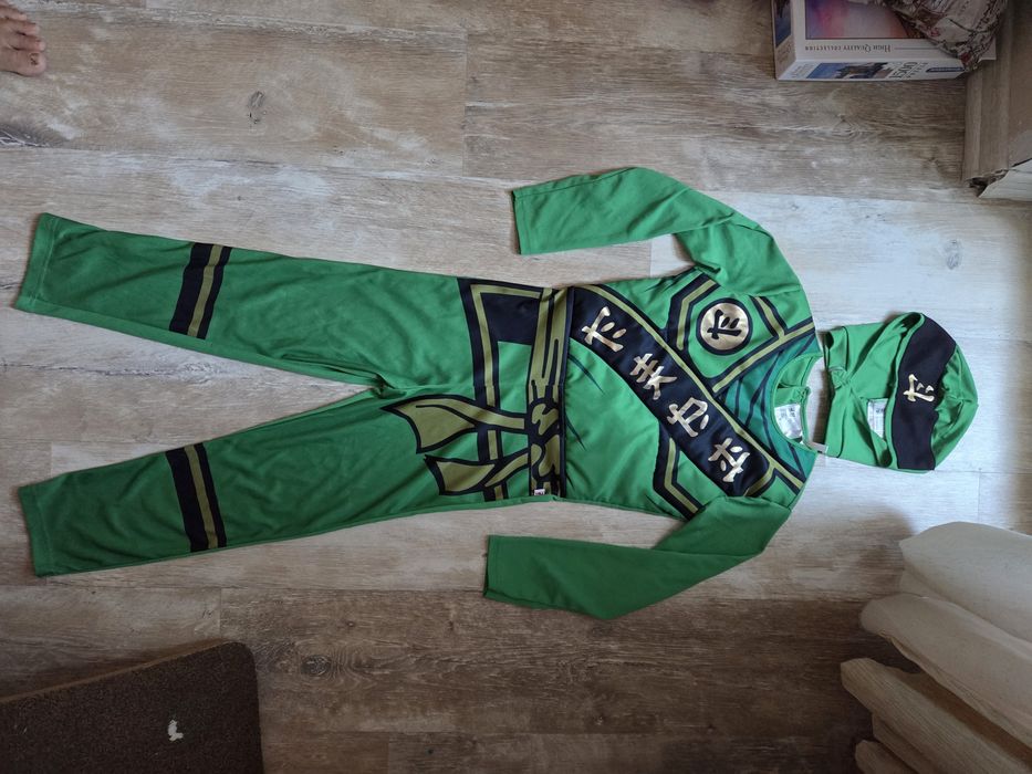 Рокля Елза, Ninjago, космонавт - H&M