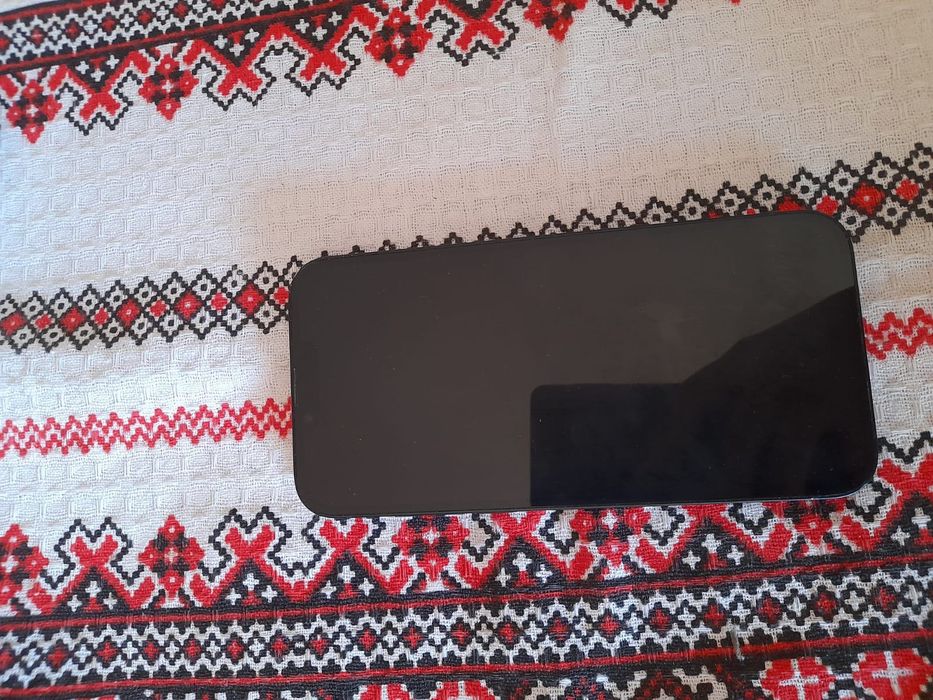 Vand/schimb iphone 14 plus ca nou bateria 100%