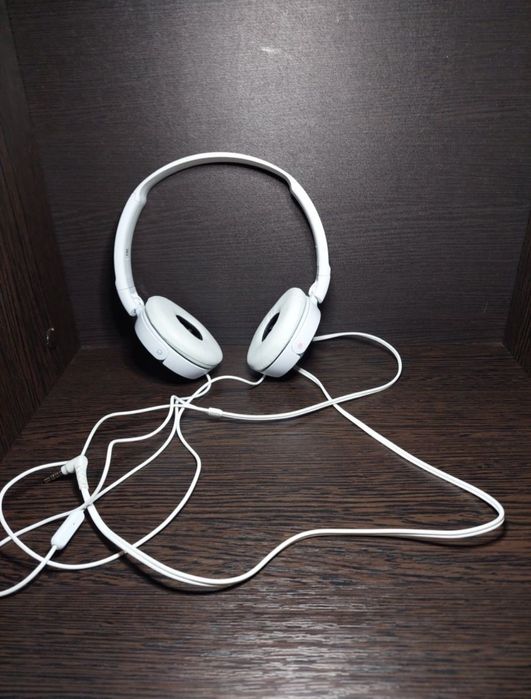 Наушники от Sony