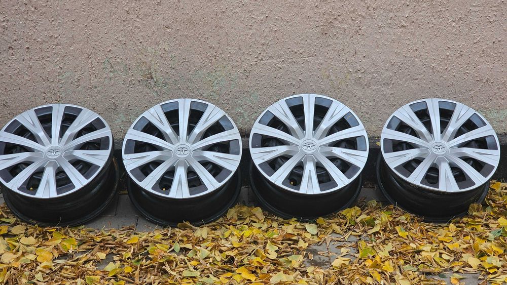 Диски Toyota R16 +колпаки