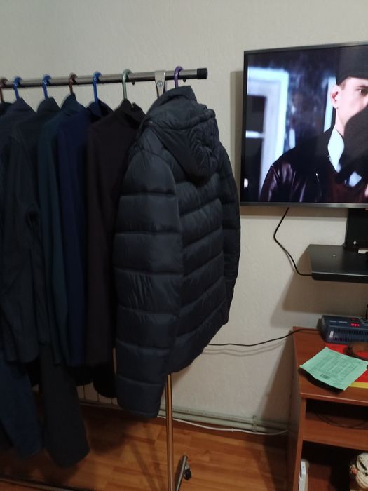 Пуховик фирменный !