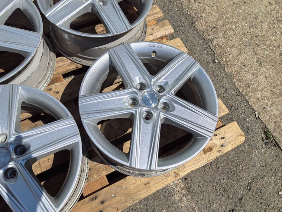 16 цола 5 х 108 мм Пежо / Опел / Форд / Волво - 6,5 Инча / ЕТ 48