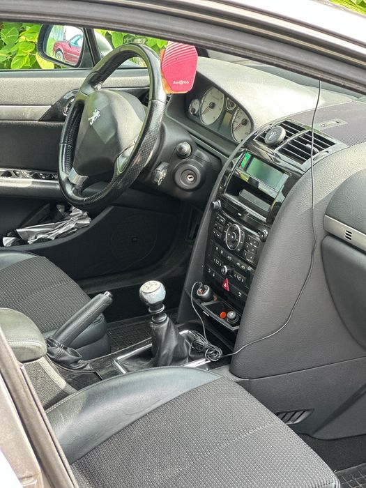 Vând Peugeot 407 2.0 diesel break