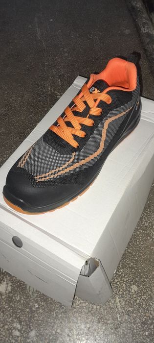 Pantofi protectie mărimea 42