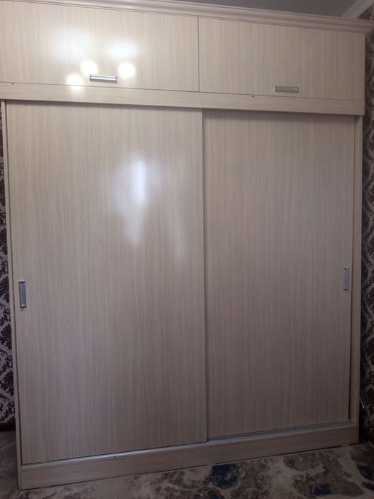 Konditsoner xolodilnik shkaf divan kar yuvish mashinasii