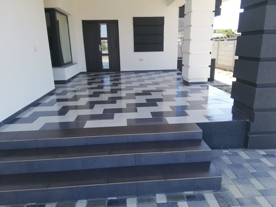 Vând casa Ștefănești Zavoi str Teilor