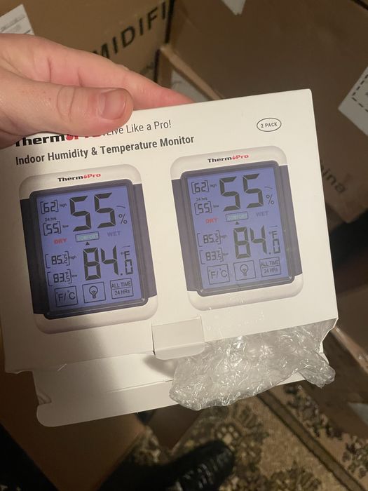 Termometru pentru mancare si monitor de temperatura si umiditate