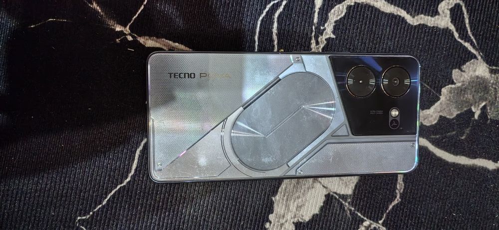 Продам на запчасти Tecno
