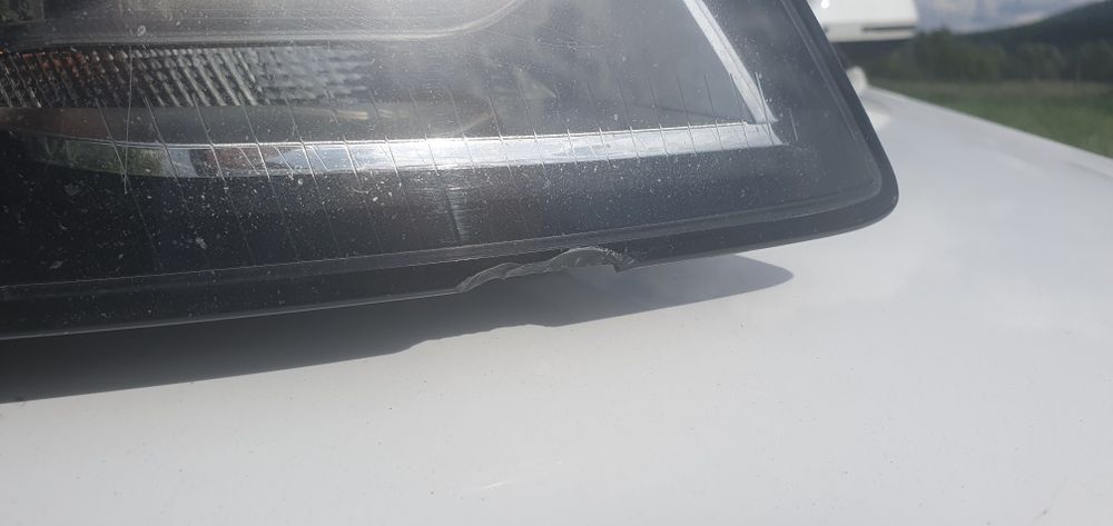 Far Audi a4 b8 Dreapta bi-xenon led Complet