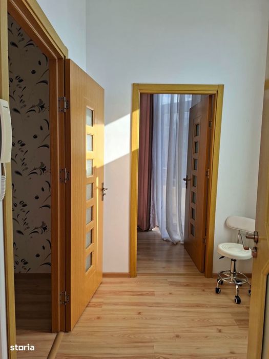 (Costuri utilitati incluse) - Spatiu central, ideal pentru birou