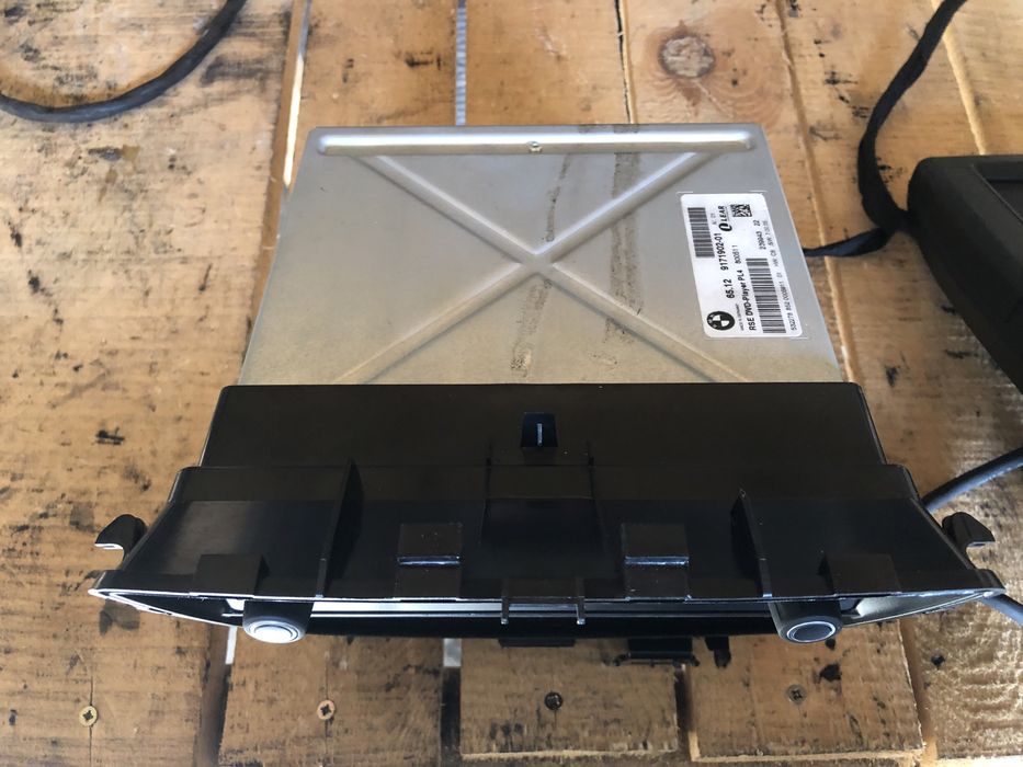 Двд модул монитор бмв х5 е70 ( dvd modul monitor bmw x5 e70 )
