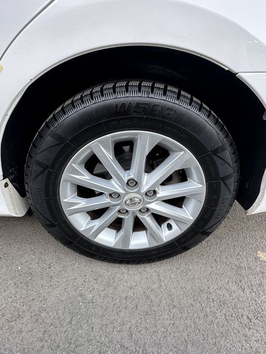 Обментна r17 от камри 50