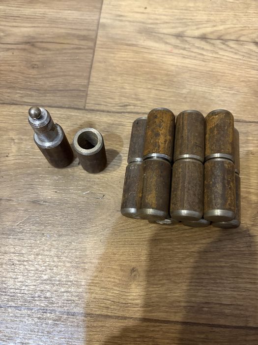 Продам металлические навесы.