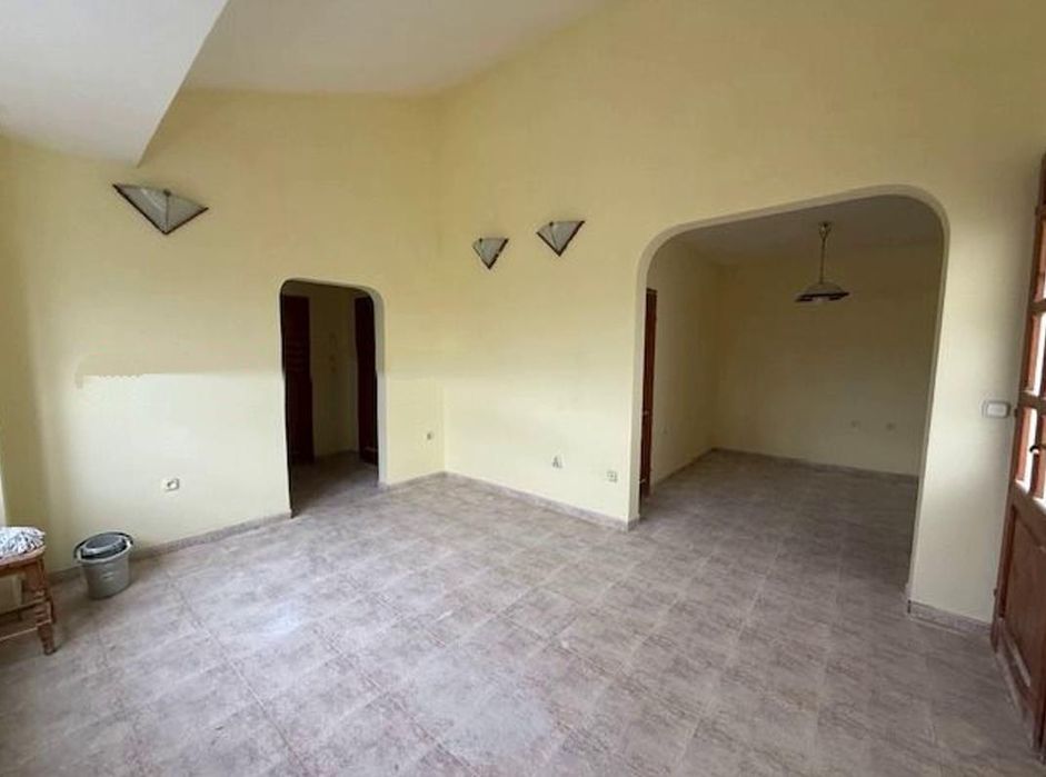 Продава се Двустаен апартамент в София, Лагера - 52 кв.м за 3847 €/кв.м - Снимка #1