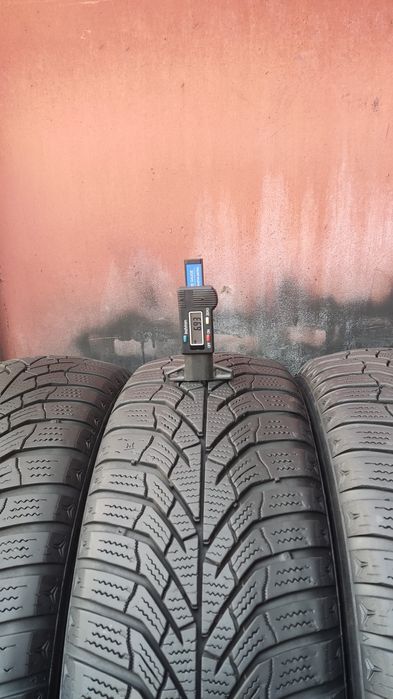 4бр. зимни гуми 185/65/15 Kumho Winter Craft WP52 
dot22