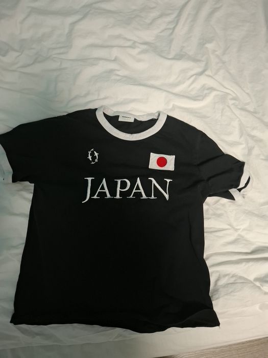 Tricou japan bershka