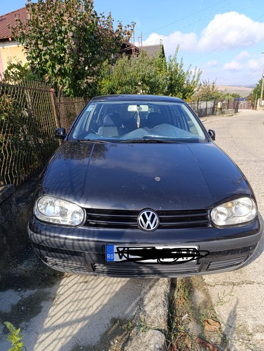 Golf 4- 1.4 Benzina 2000