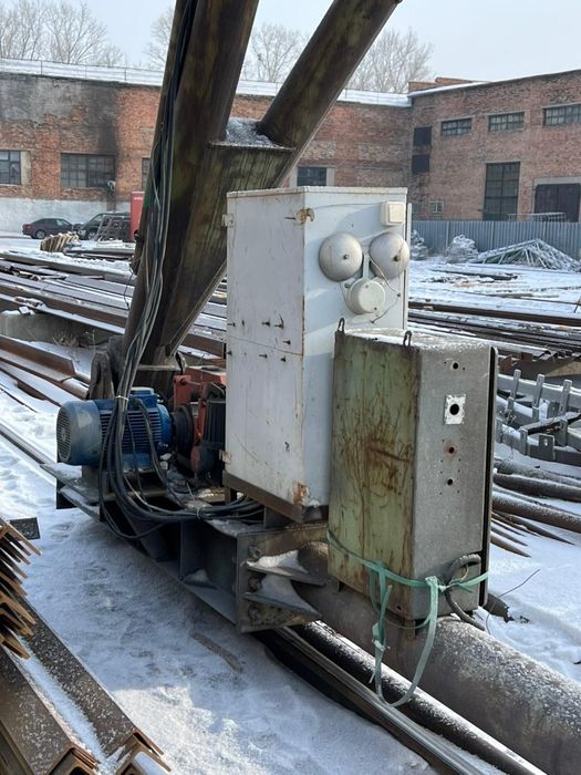 Продам Кран козловой