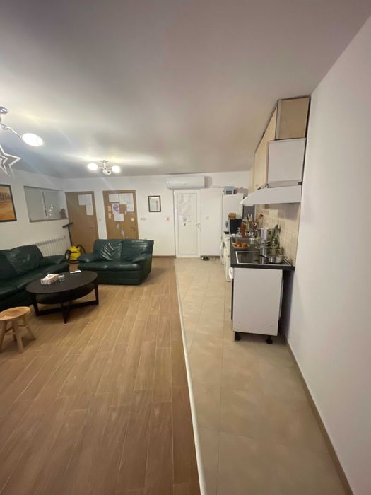 Давам за краткосрочен наем малка самостоятелна къща в Regenstauf-93128