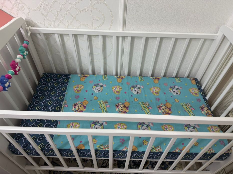 Продам детскую кровать срочно