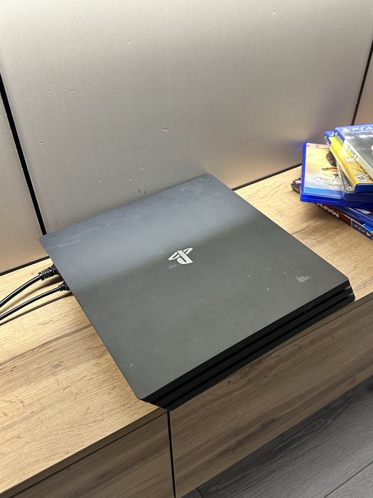 Play station 4 pro