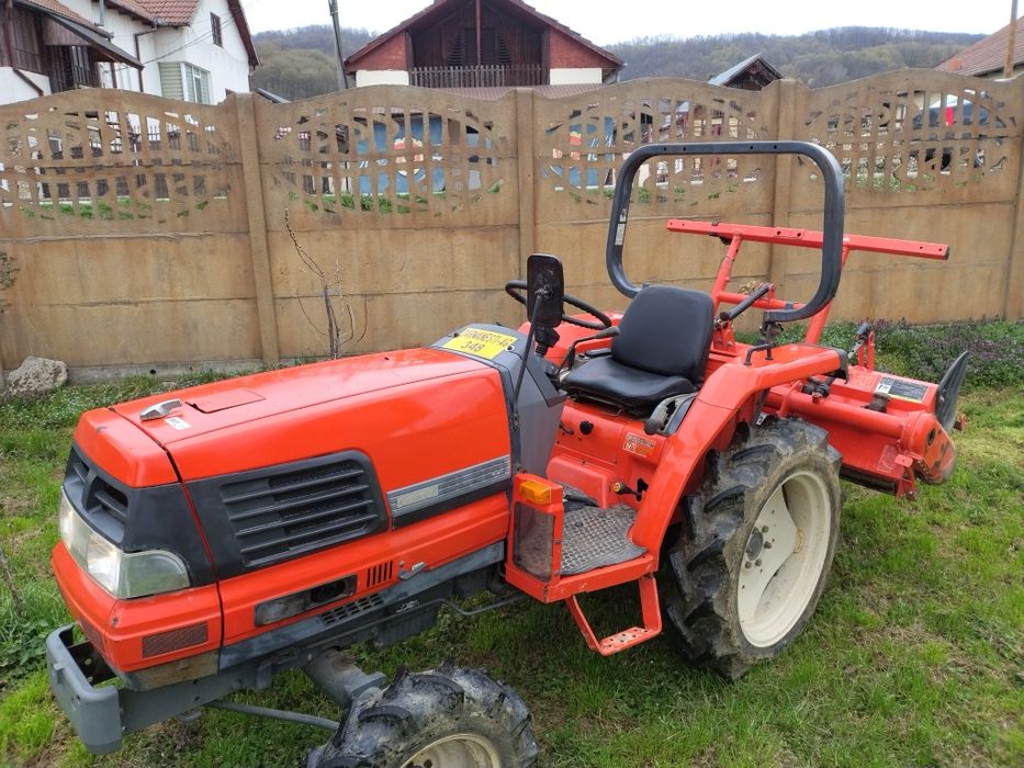 Vând tractor japonez Kubota GL 200 carte RAR