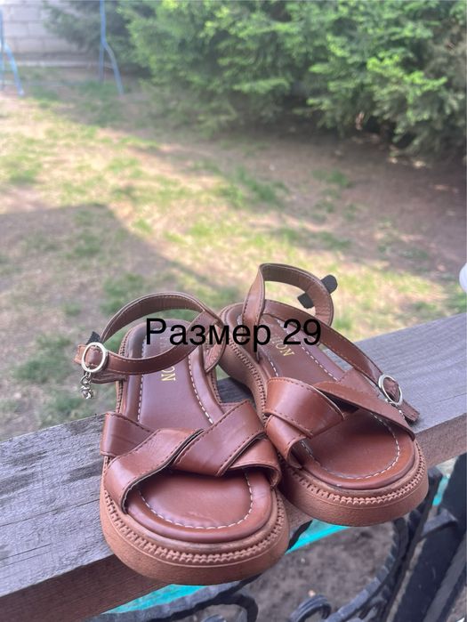 Обувь для девочки, размеры от 25 до 31