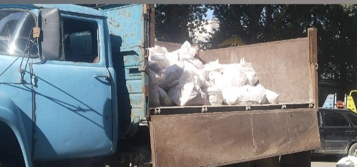 Вывоз мусора с погрузкой  Грузчики  КамАЗ  Шахман Газель