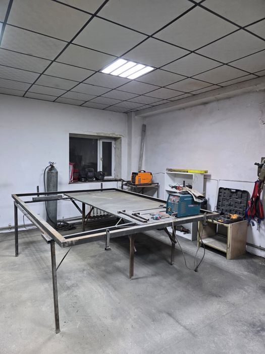 Сдается сварочный стол посуточно помесячно