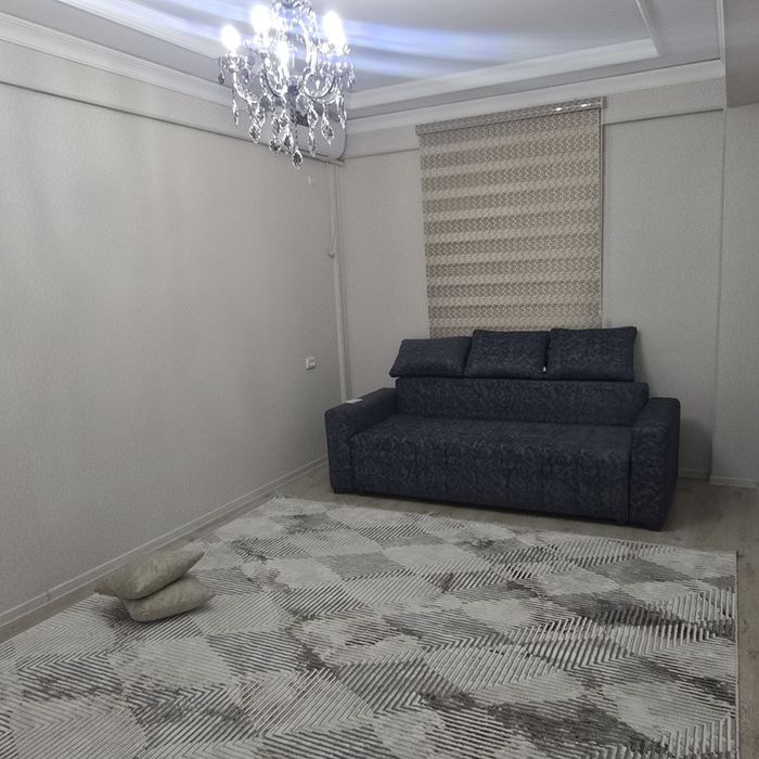 Gipermarket yonidagi 1 xonali kv ijaraga beriladi