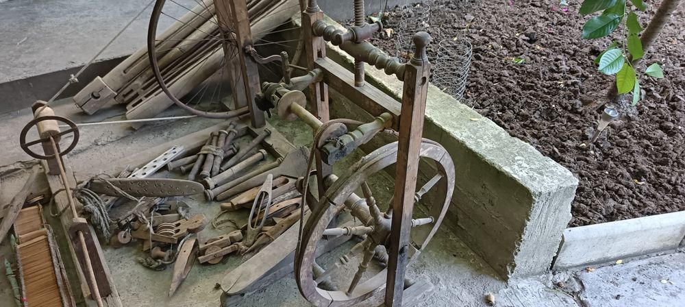 Război de țesut - cca. 100 de ani