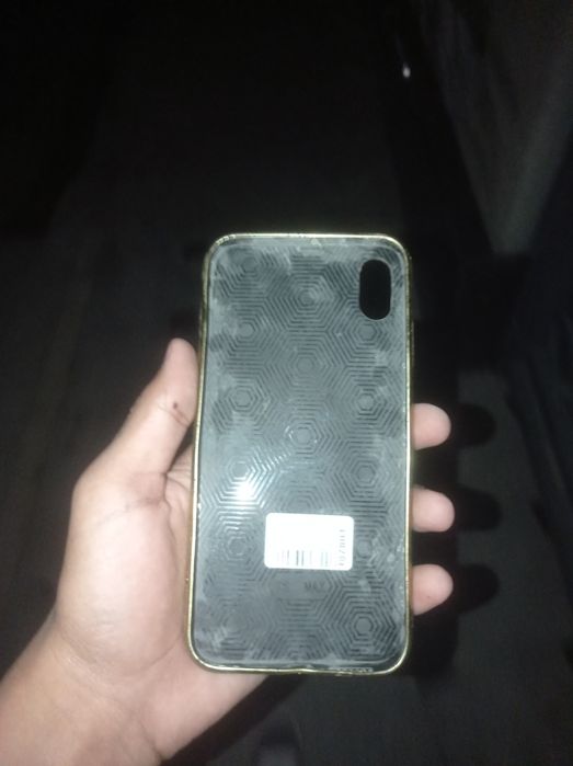 чехол XS MAX черно зоротой